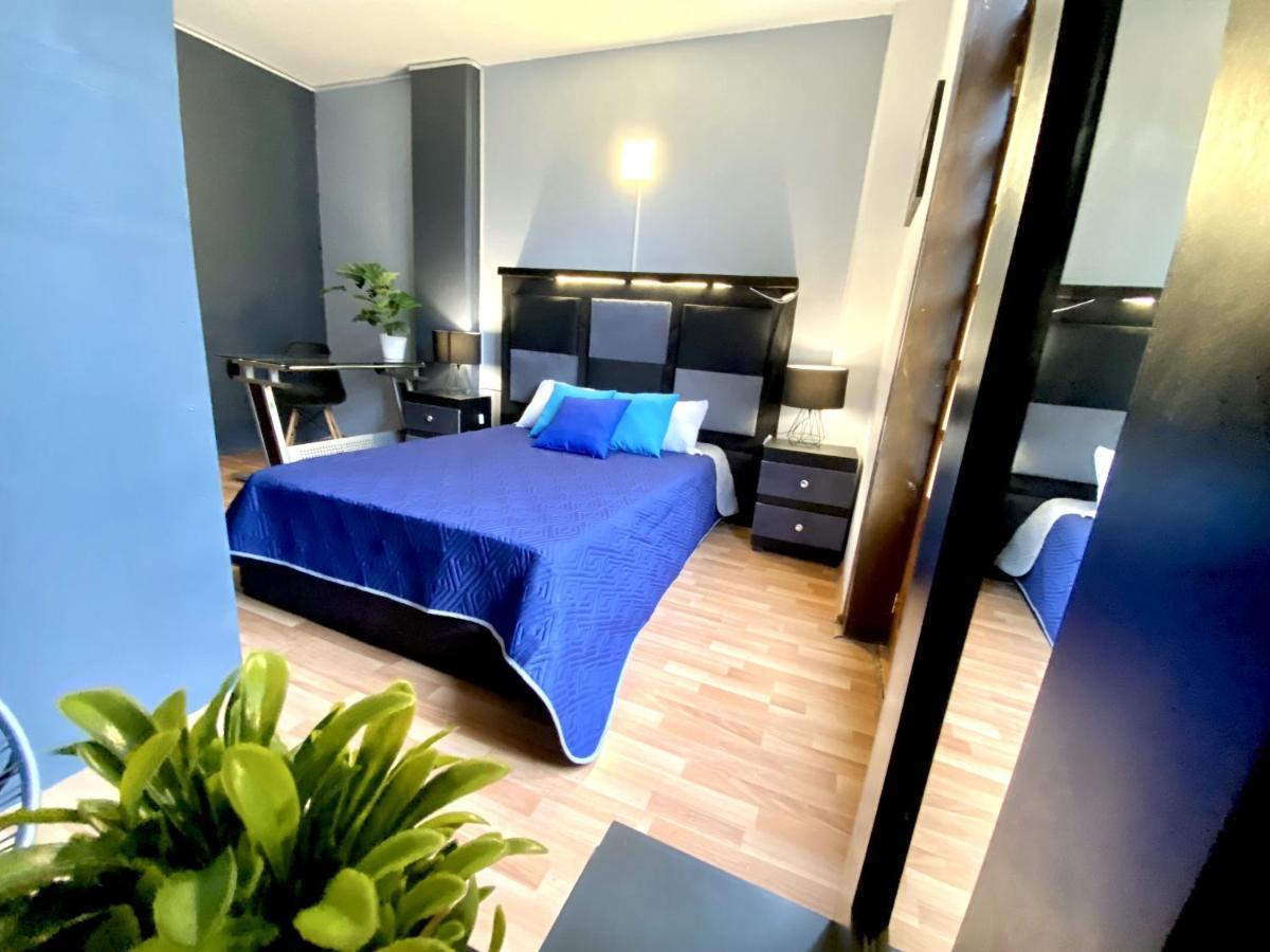 Roomies Hostel Cibeles メキシコシティ エクステリア 写真